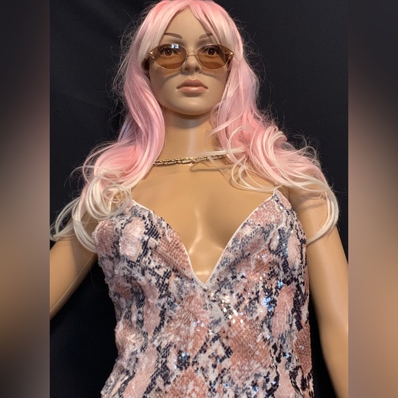 Stunning sequin dress with goldtone chain straps!! - Picture 8 of 12